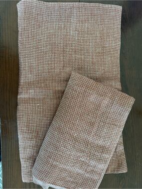 Pottery Barn European Flax Linen Waffle Shams x 2, Brick color, King 36x20,